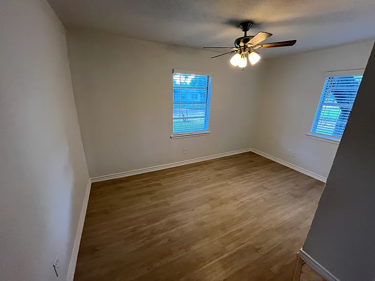 1027 Caladium Dr — Photo 14