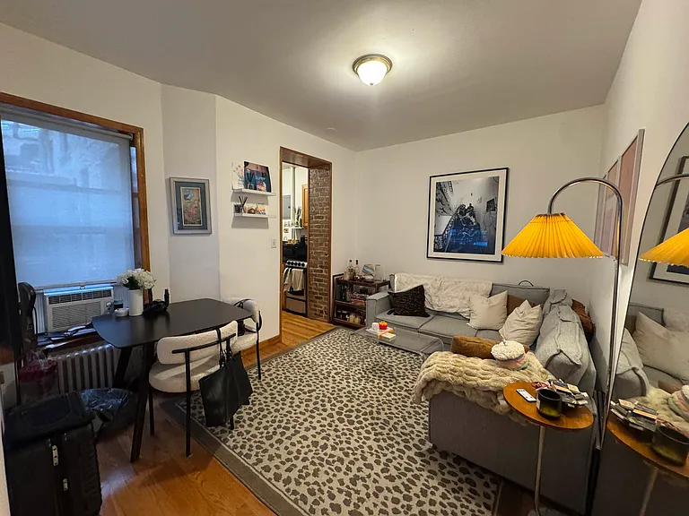 530 E 13th St #3 — Photo 2