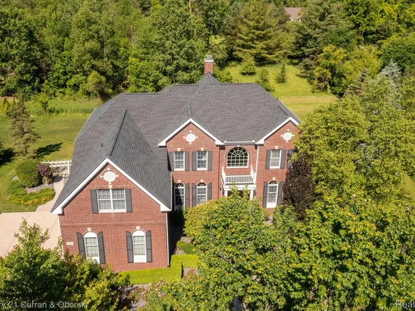 18935 Bayberry Way, Northville, MI 48168