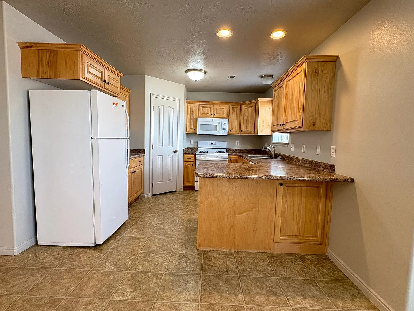 Clark Parkway Home — Photo 4