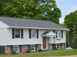 N362 River Rd, Vulcan, MI 49892