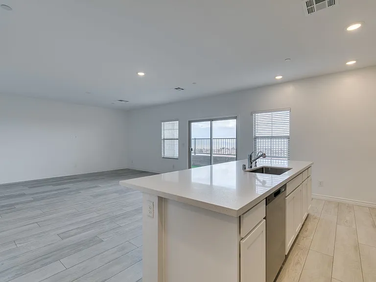 600 N Carriage Hill Dr #1140 — Photo 23