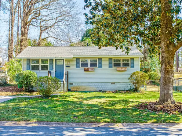 2515 Thornton Rd, Charlotte, NC 28208