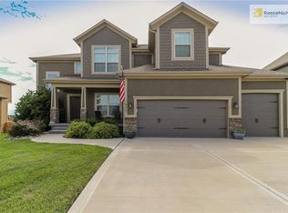 1509 SW Whistle Dr, Lees Summit, MO 64082