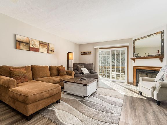 5th image of 217 Hawkins Ln #92D