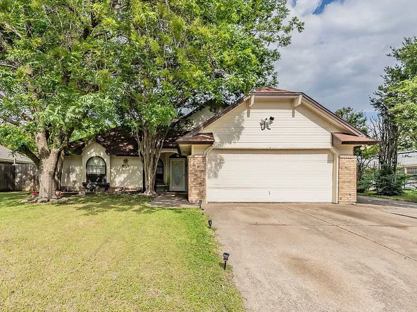 6805 Red Fox Trl, Fort Worth, TX 76137