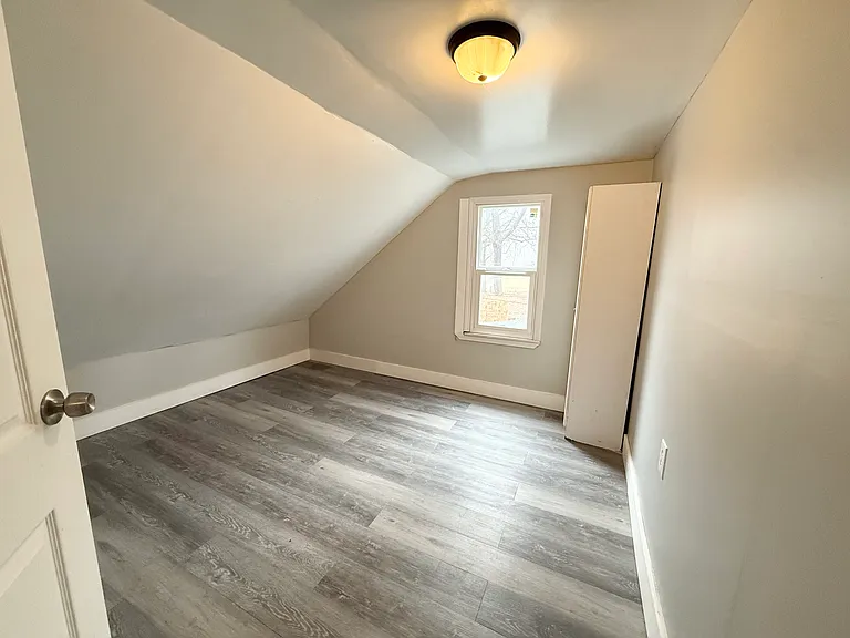 20500 McKishnie St — Photo 24