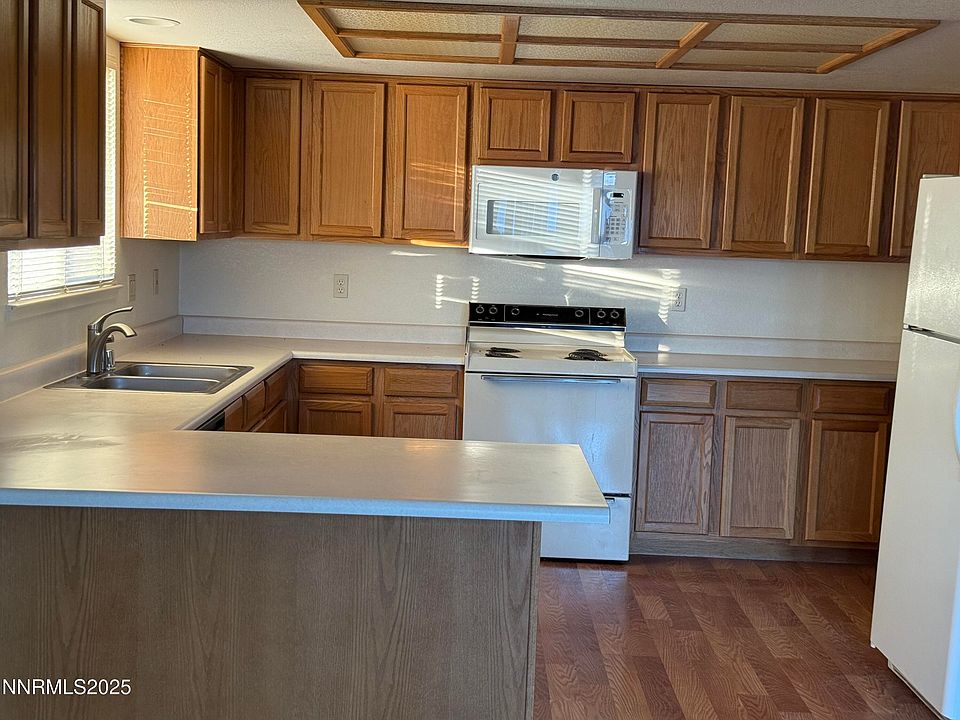 2nd image of 345 Tina Cir