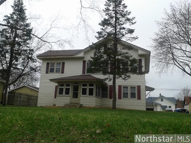 1st image of 4024 Nokomis Ave