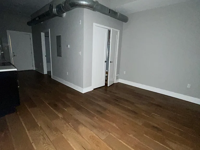 1525 W Girard Ave #BB4 — Photo 5