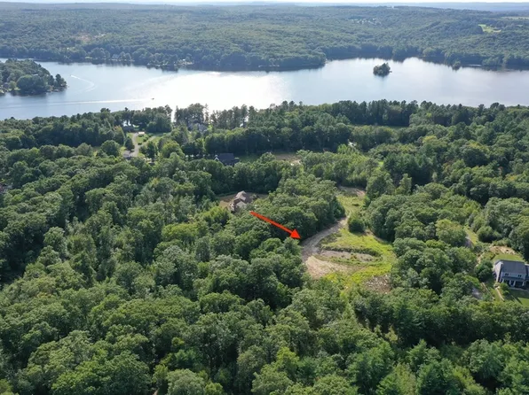 225 Manchaug Rd, Sutton, MA 01590