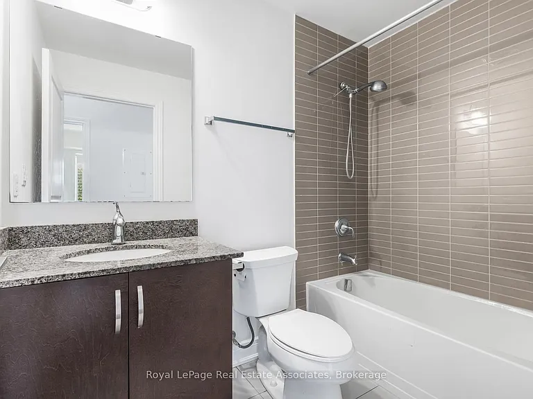 3170 Erin Mills Pkwy #321 — Photo 14