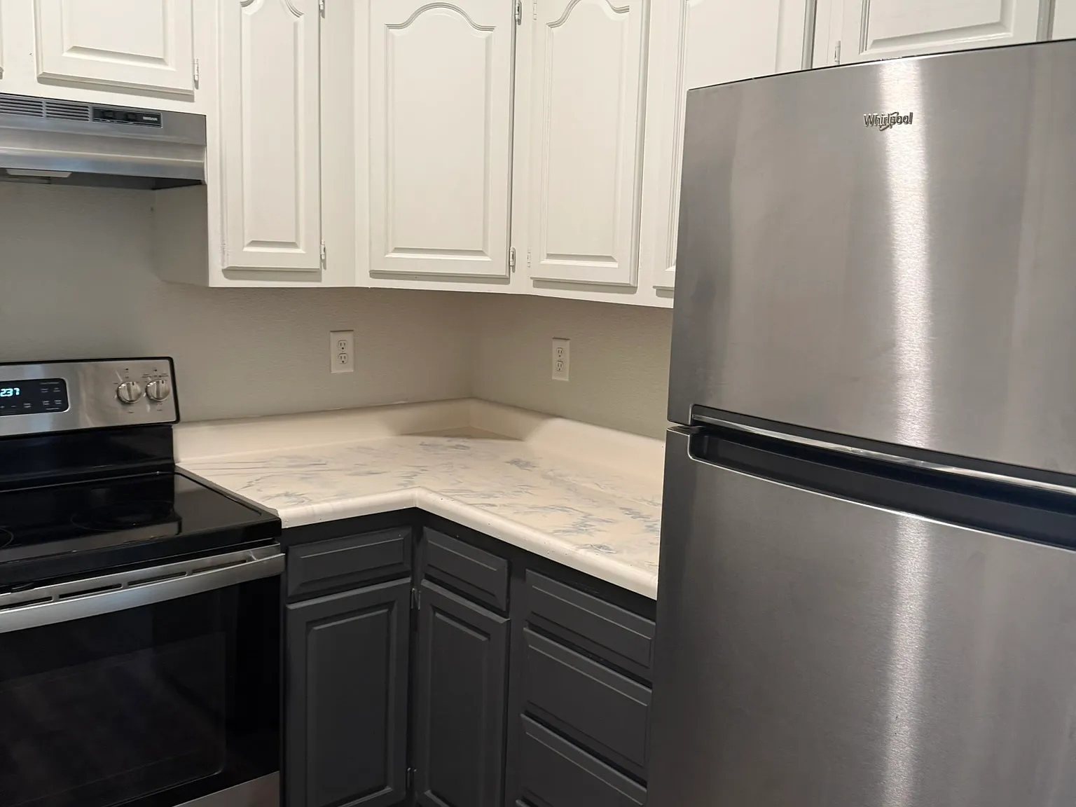 4 bed, $2,847 — Photo 2
