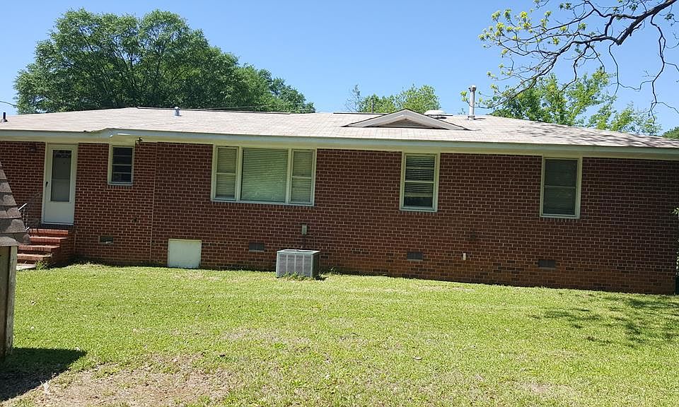 1st image of 5718 Kenwood Ave