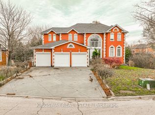 5969 Rayshaw Cres, Mississauga, ON L5M2P1