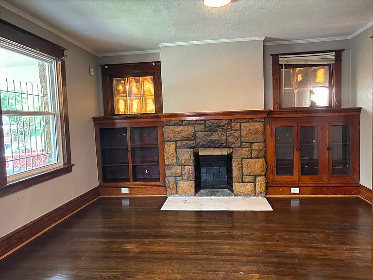 4423 Flora Ave — Photo 6