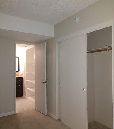 5th image of 5105 E Waverly Dr #H25