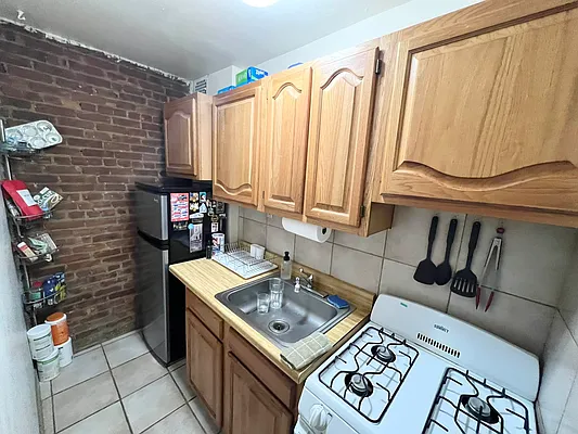 Rented by Guidance Realty Corp. | media 17