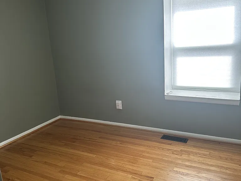 238 Pond Dr — Photo 33