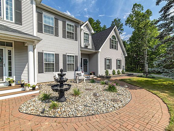 4th image of 115 Town Farm Road