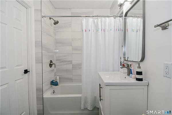 1st image of 28 Garfield Rd