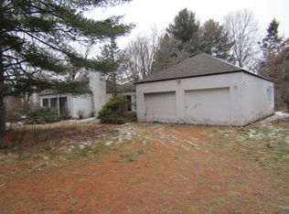 1825 Main St, Glastonbury, CT 06033