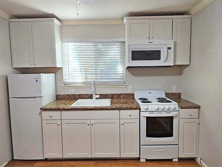 1430 V St #4 — Photo 3