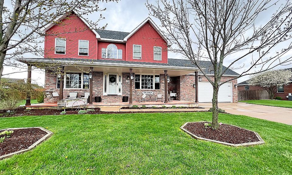 1st image of 740 Crystal Ln