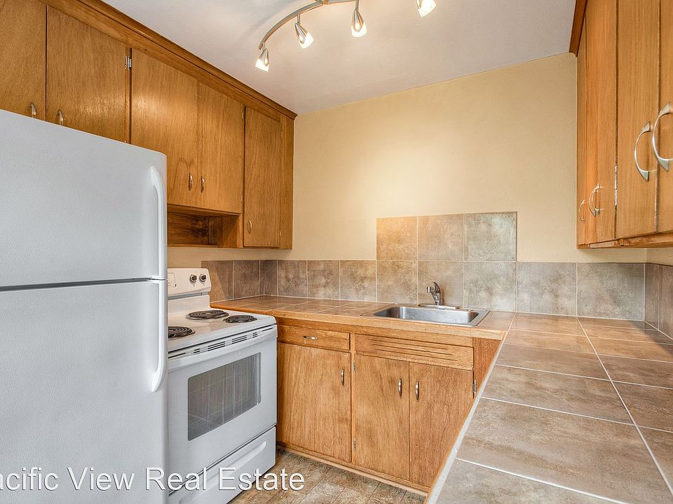 1st image of 322 NE 65th St #6278543