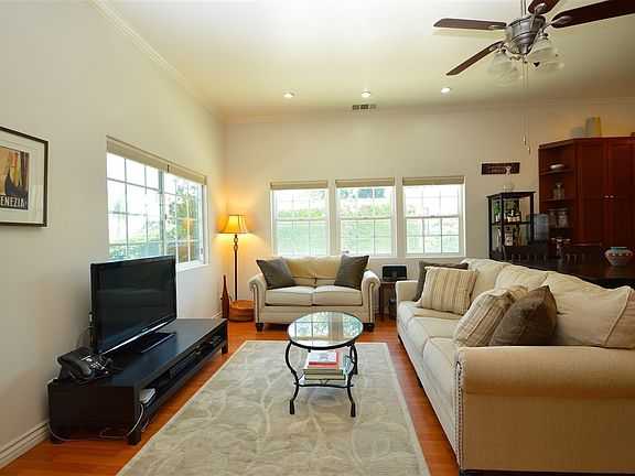 4th image of 2919 Copley Ave