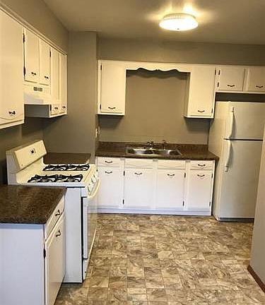 4th image of 229 River Ln APT 9