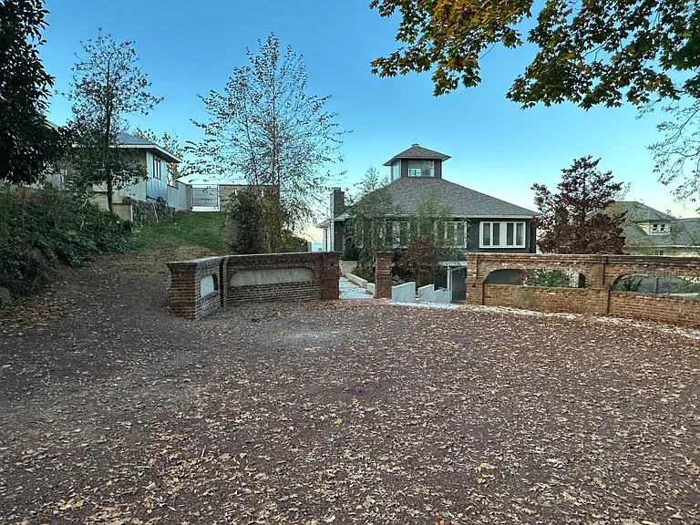 12 Eyrie Rd — Photo 4
