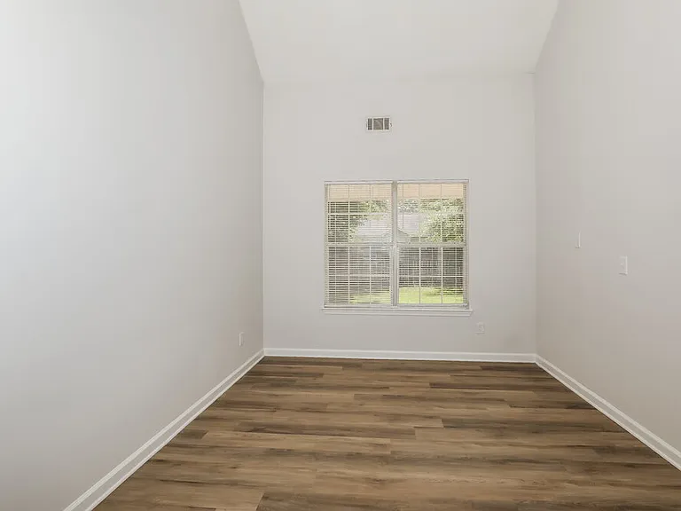 92 Dogwood Lakes Dr — Photo 5