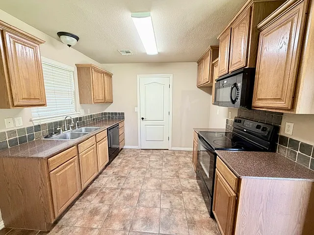 3791 W Mahogany Dr — Photo 6