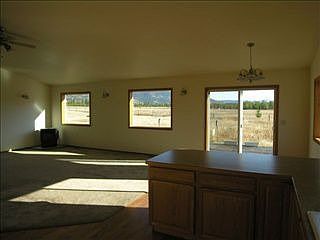 5th image of 33 Bitterroot Estates Dr