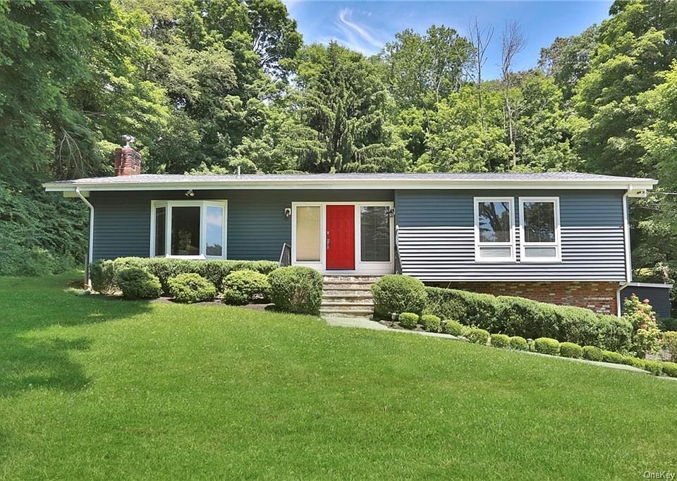 1st image of 32 Brookwood Rd