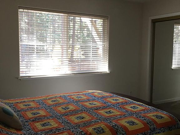 3rd image of 3372 Treehaven Dr