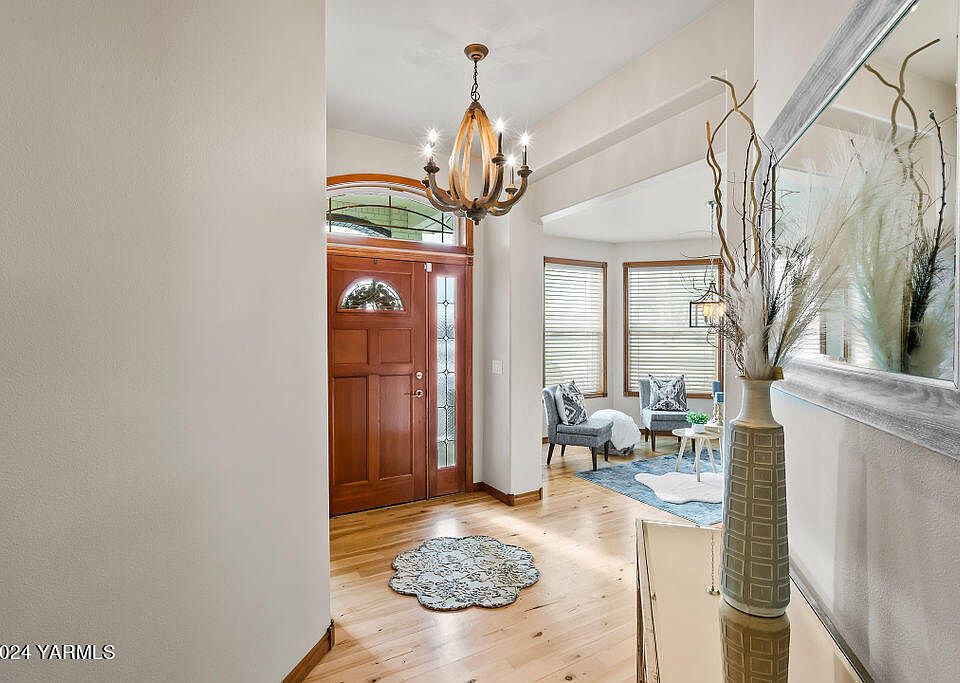 9401 Occidental Rd, Yakima, WA 98903 Zillow