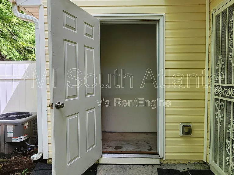 3021 Waldrop Cir — Photo 35