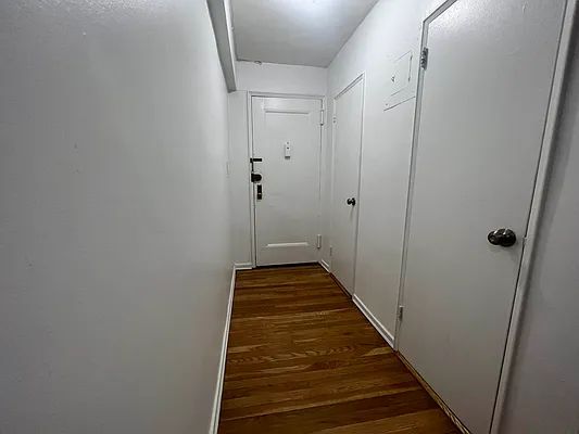 Rented by Compass | media 13