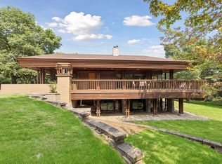 273 Turnberry Ct, Hudson, WI 54016