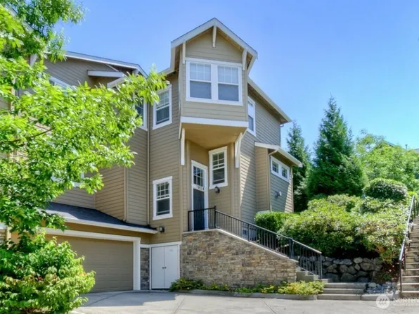 1904 Juneberry Court NE #1904, Issaquah, WA 98029