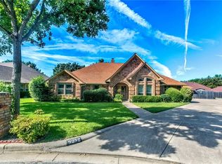 5052 Lake View Cir, North Richland Hills, TX 76180