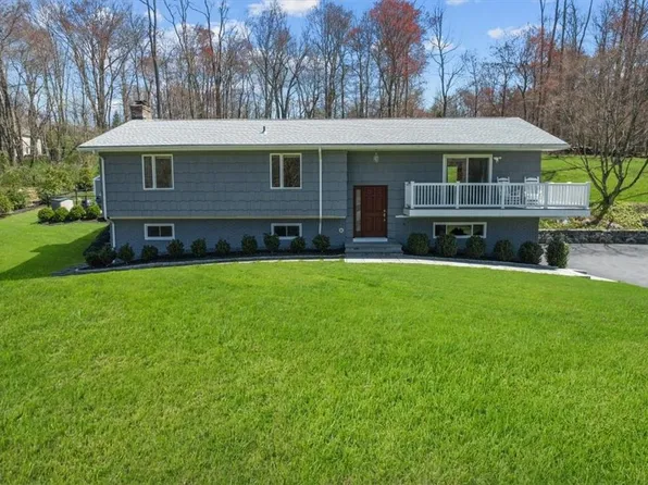 14 Edgewood Drive, Katonah, NY 10536
