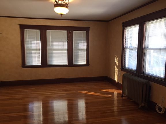 3rd image of 130 Centre St #1