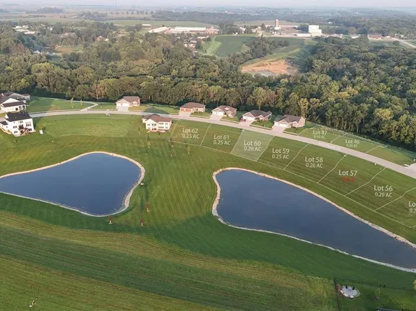 212 Westwood Cir Lot 60, Kalona, IA 52247