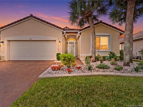 394 NW Springview Loop, Port Saint Lucie, FL 34986