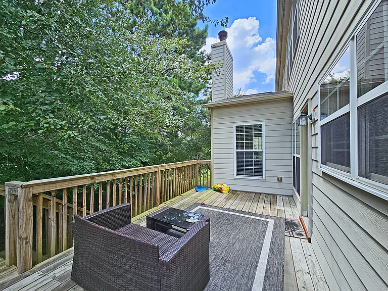 935 Blackmar Way — Photo 31