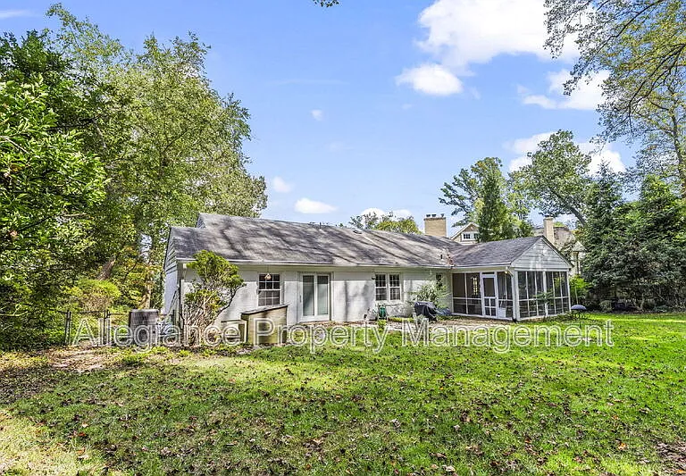 3548 N Valley St — Photo 44