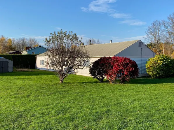 35 Porters Point Court, Colchester, VT 05446